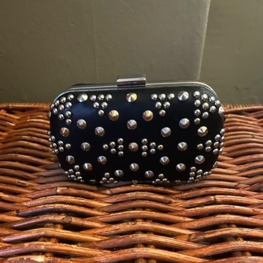 Express Clutch